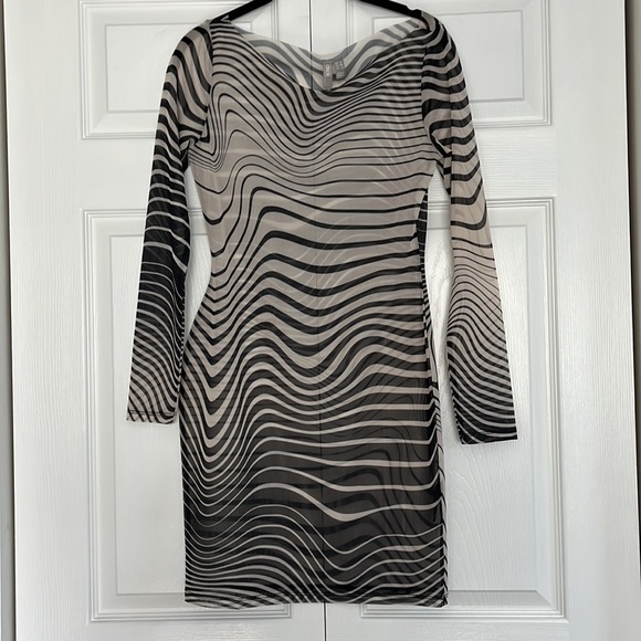 ASOS Mesh L/S Dress - Picture 4 of 8